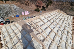 가평 신축건물의 기와지붕, 우레탄폼으로 단열 혁신하기!